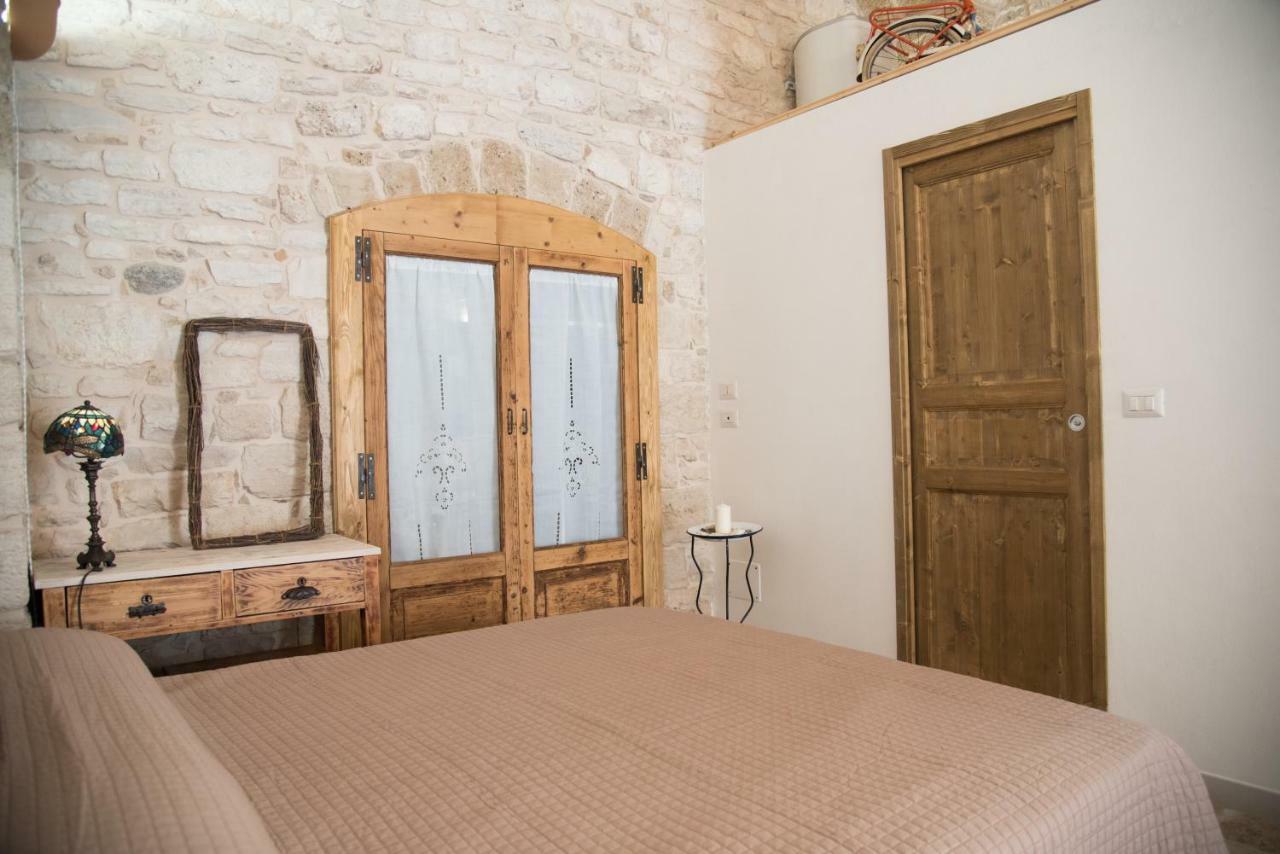Piazza Duomo - Medieval Puglia'S House Giovinazzo Exterior foto
