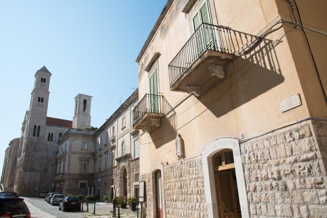 Piazza Duomo - Medieval Puglia'S House Giovinazzo Exterior foto